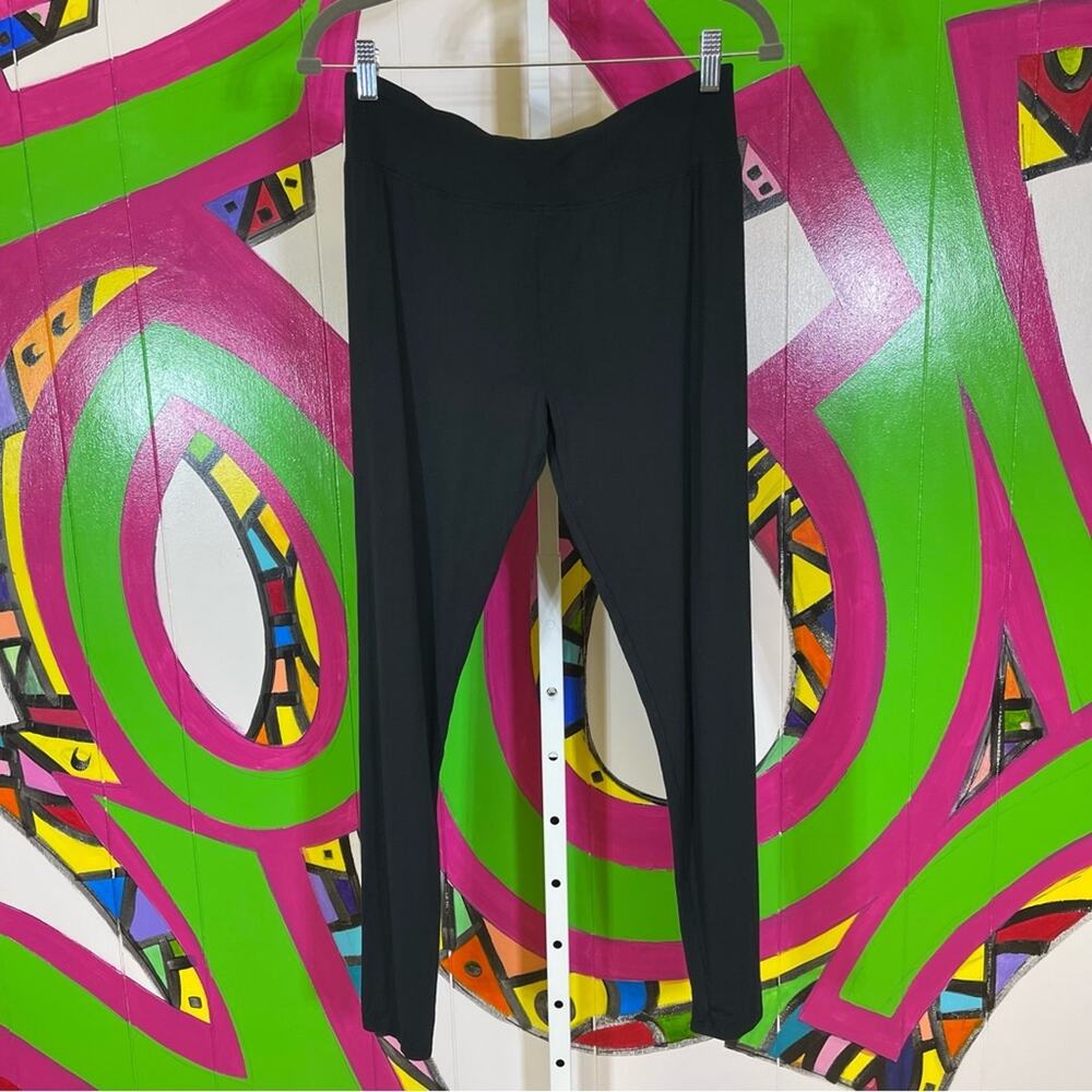 Cuddl Duds, Softwear with Stretch Leggings. Size Medium. Excellent condition!